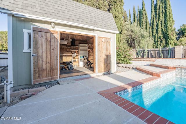 1642 Cayton Avenue, Simi Valley CA: https://media.crmls.org/mediaz/ab48dab8-9ff4-4ac6-abcb-b6732148274e.jpg