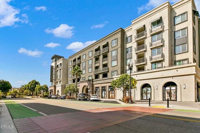 745 Winchester Drive, Oxnard CA: https://media.crmls.org/mediaz/ab48ece8-6a15-4d67-9564-bc1da0ac1631.jpg