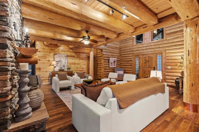 44 Pine Avenue, Mount Hermon CA: https://media.crmls.org/mediaz/ab49246c-a55c-4cbe-a72d-15a77bdffc5a.jpg