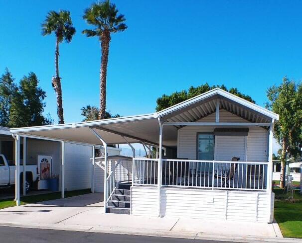 84136 Avenue 44 #135, Indio CA: https://media.crmls.org/mediaz/ab496dc6-d3f1-4ca4-b9ff-a1d2ab286d4e.jpg