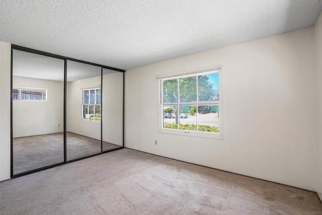 931 Rutgers Ave, Chula Vista CA: https://media.crmls.org/mediaz/ab49a655-535c-4032-8adf-73d44caf8325.jpg