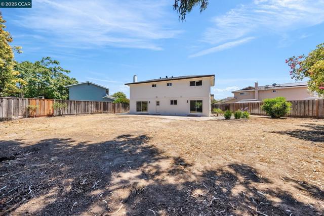 37643 Crocus Ct, Newark CA: https://media.crmls.org/mediaz/ab49d6fa-6dea-4735-8c65-44d36878fbba.jpg