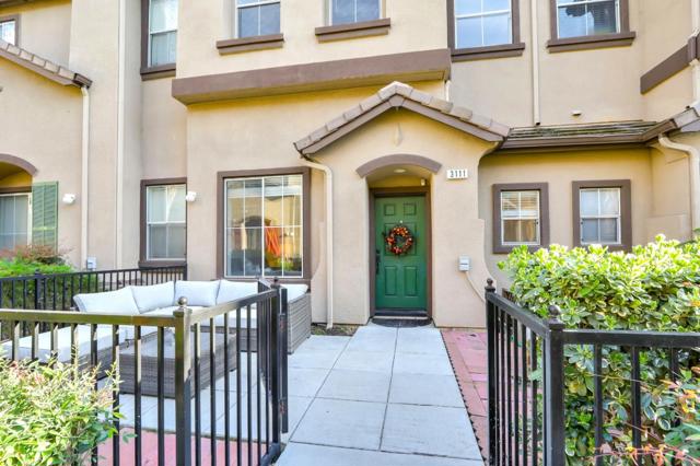 3111 White Riesling Place, San Jose CA: https://media.crmls.org/mediaz/ab4abbcd-2a21-4721-b6d7-bdb7ec5beec7.jpg