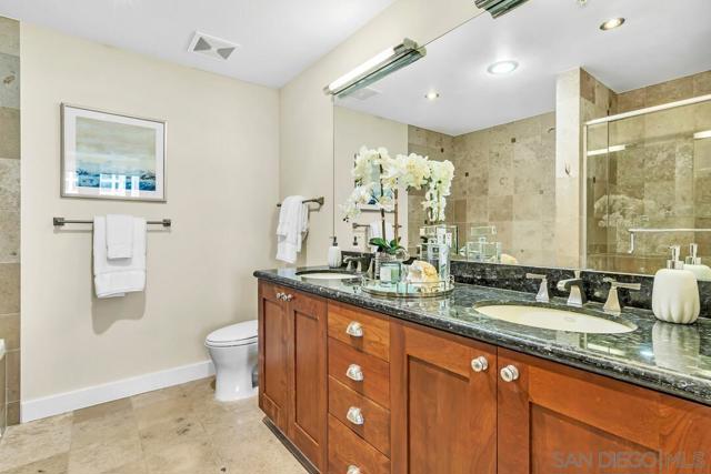 700 W E St, San Diego CA: https://media.crmls.org/mediaz/ab4b3098-ae3a-4d74-8d96-7619738a1077.jpg