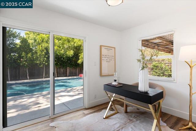 1275 Windermere Way, Concord CA: https://media.crmls.org/mediaz/ab4bbb33-86cb-4089-9898-1e3a19e54b2c.jpg