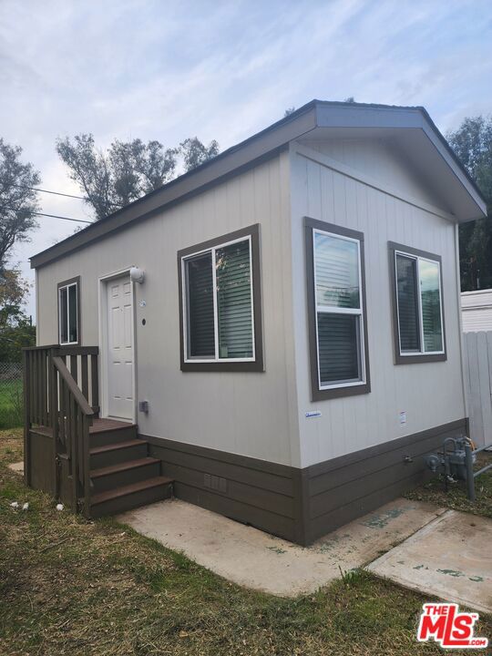 Image 4 of 16 For 17650 Grand Avenue 204