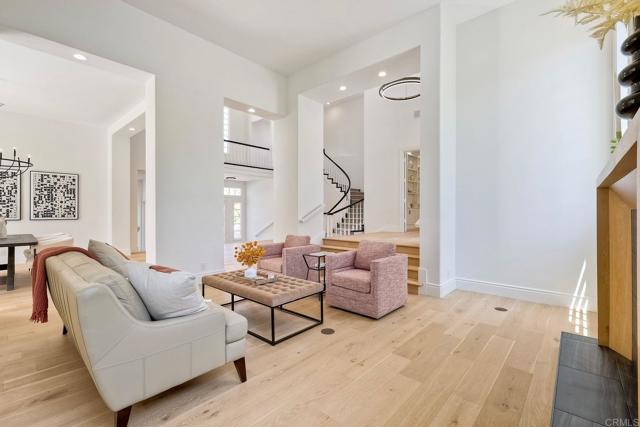 Detail Gallery Image 4 of 55 For 6039 Calle Camposeco, Rancho Santa Fe,  CA 92067 - 5 Beds | 5/1 Baths