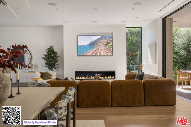 1845 Coldwater Canyon Drive photo 9
