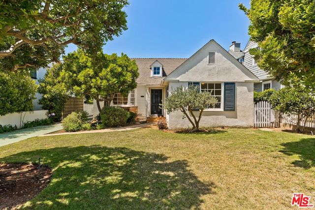 15230 Friends Street, Pacific Palisades, California 90272, 3 Bedrooms Bedrooms, ,2 BathroomsBathrooms,Single Family Residence,For Sale,Friends,24430907