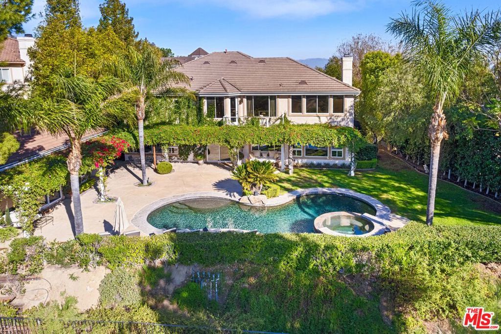 24822 Wooded Vista
