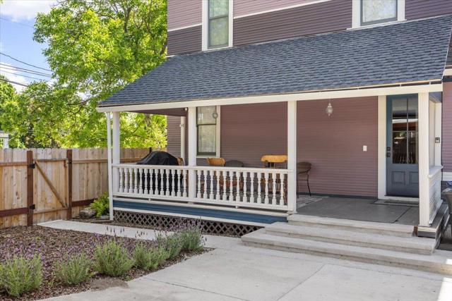 Image 60 of 71 For 223 Oregon Street