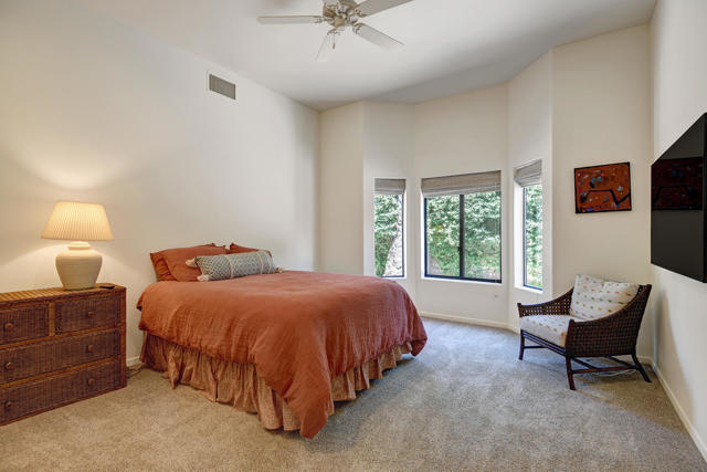 76470 Pala Palms Drive, Indian Wells CA: https://media.crmls.org/mediaz/ab4f91d4-e03e-47c1-9cbc-d9ec5feece10.jpg
