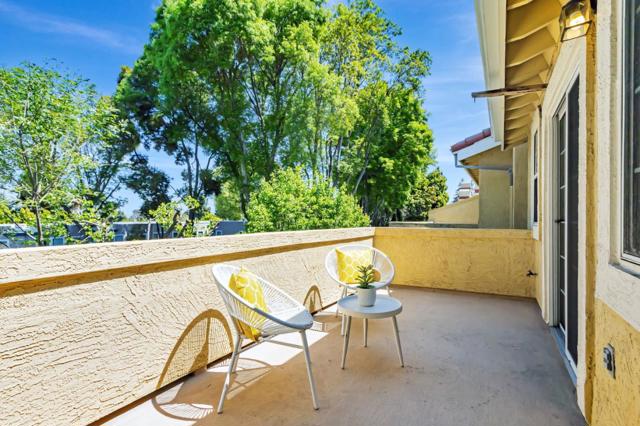 10 Tyrella Court, Mountain View CA: https://media.crmls.org/mediaz/ab4fd827-7d60-4171-8fb1-6e0eb97f18d6.jpg