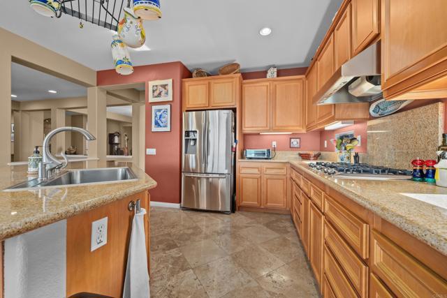 Detail Gallery Image 11 of 28 For 904 Lantana Ct., San Marcos,  CA 92069 - 3 Beds | 2/1 Baths