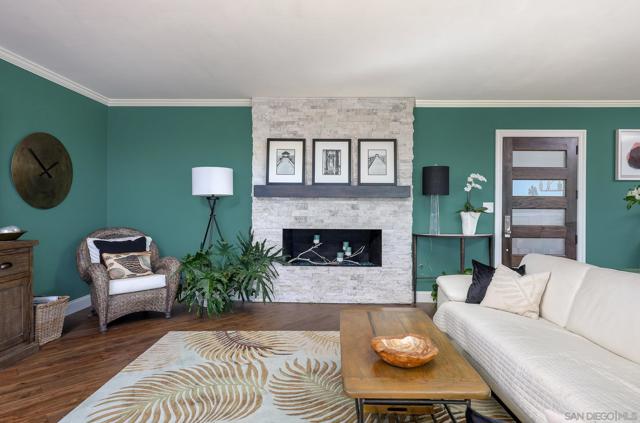 4788 Lee Ave, La Mesa CA: https://media.crmls.org/mediaz/ab518076-4229-4a6e-9e49-6ed6116dac61.jpg