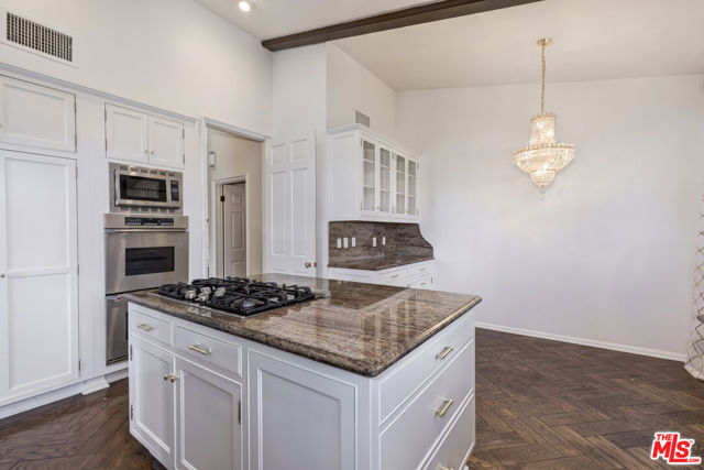 Drew Fenton | 12557 The Vista Los Angeles CA | MLS: 7472020