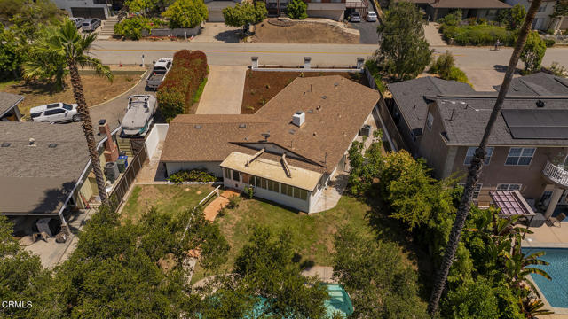 1853 Country Place, Ojai CA: https://media.crmls.org/mediaz/ab53238d-2ce3-43c3-97c6-d4e22b9aea33.jpg
