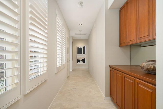 400 Tomahawk Drive, Palm Desert CA: https://media.crmls.org/mediaz/ab54a054-8160-431c-84c5-5baa605e53e7.jpg