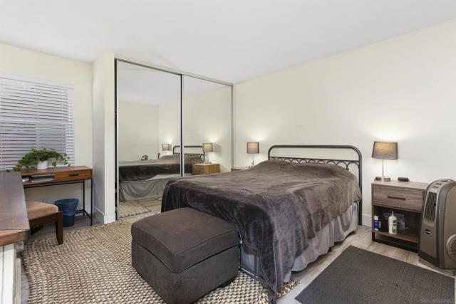 530 Calle Montecito, Oceanside CA: https://media.crmls.org/mediaz/ab54fec0-c21e-4bb8-a833-8f2b41056cf5.jpg