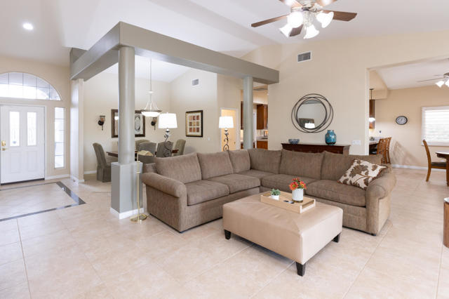 Image 8 of 43 For 45729 Meadow Lake Drive