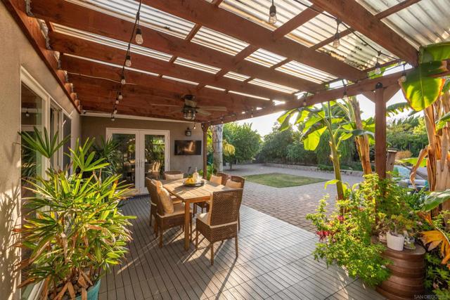 4472 Huerfano Ave, San Diego CA: https://media.crmls.org/mediaz/ab57bd78-511f-42eb-bd51-feec4172d1aa.jpg