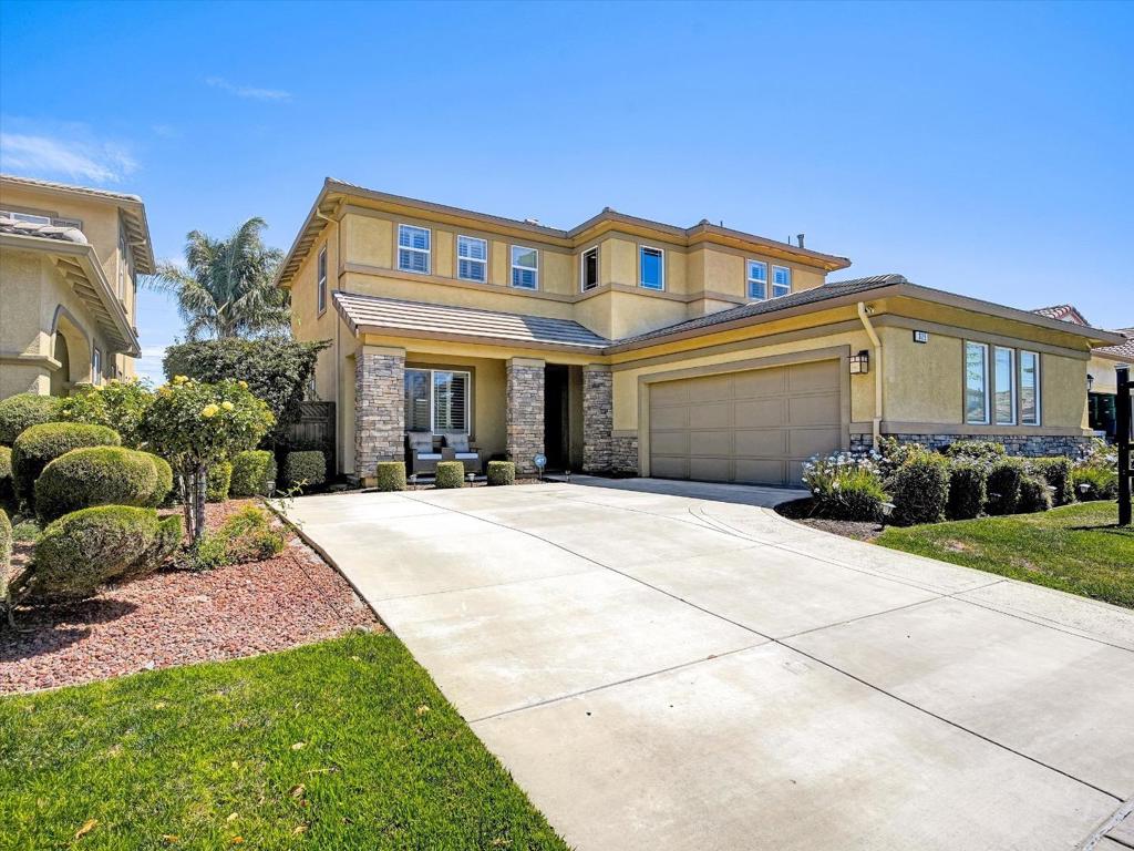 325 W Alcala Avenue