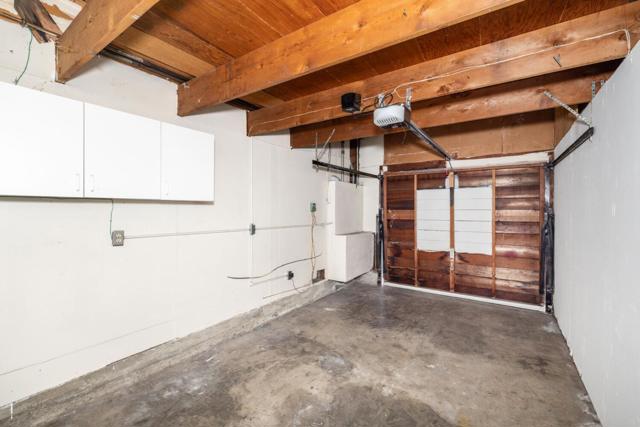 1648 Oak Avenue, Redwood City CA: https://media.crmls.org/mediaz/ab594a56-cc1a-473a-9ac2-af6a9f0f63cb.jpg