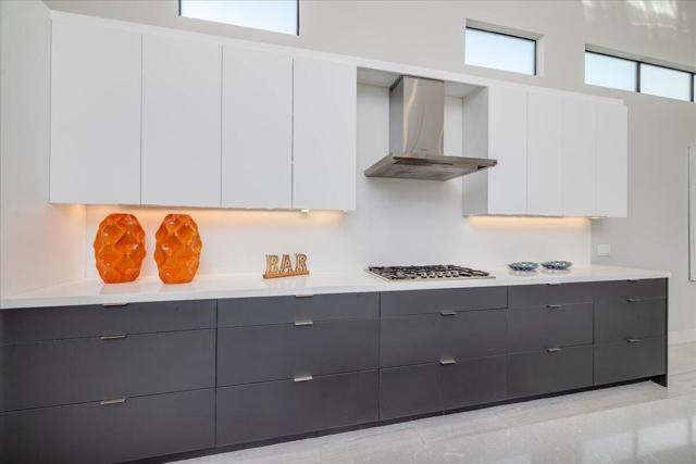 151 Holliday Way, Palm Springs CA: https://media.crmls.org/mediaz/ab59652c-97b0-459a-bb9f-7c1946ebf160.jpg