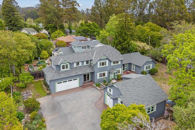 334 Park Way, Santa Cruz CA: https://media.crmls.org/mediaz/ab596a66-9df2-488f-9ad2-576a0e140af3.jpg