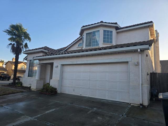 1204 Pickford Way, Salinas CA: https://media.crmls.org/mediaz/ab59eb21-573b-4656-ac12-1dce689e7150.jpg