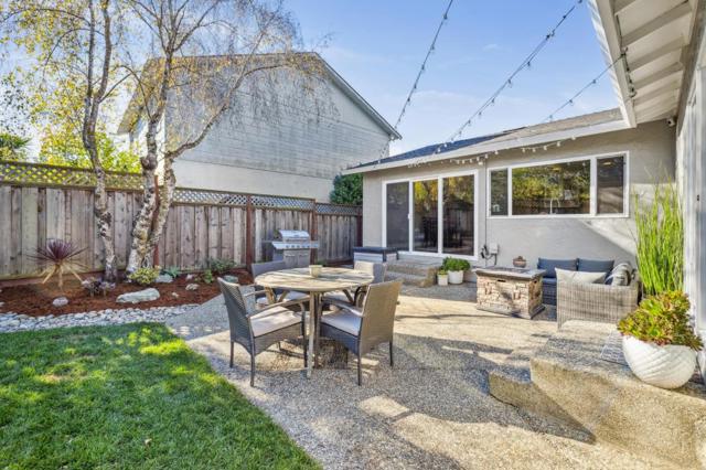 140 Palm Beach Avenue, El Granada CA: https://media.crmls.org/mediaz/ab5b4bd4-221e-4996-9e9e-caca59c44a70.jpg