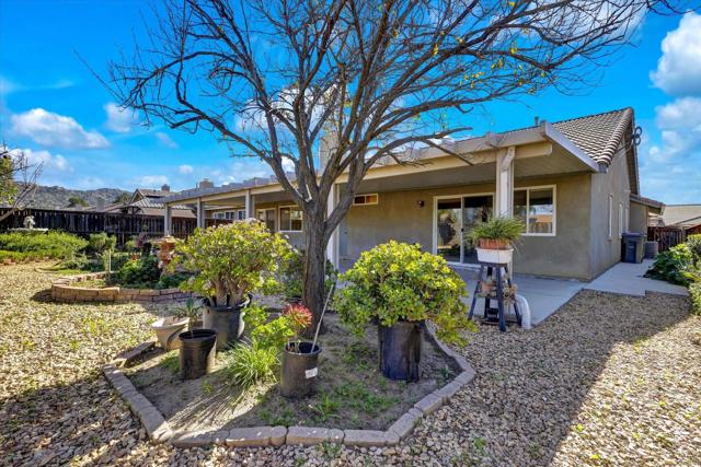 Detail Gallery Image 35 of 42 For 22929 via Santana, Nuevo,  CA 92567 - 4 Beds | 2 Baths