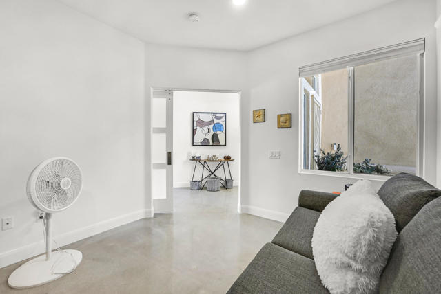 78189 Kensington Avenue, Palm Desert CA: https://media.crmls.org/mediaz/ab5c7520-ba6b-4a0a-a943-13418e7bb032.jpg