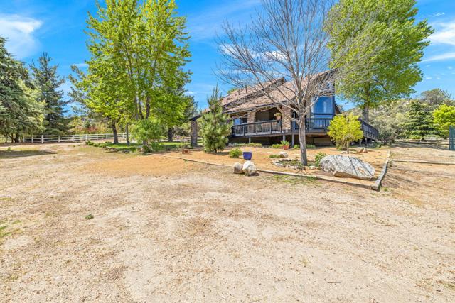 36958 Goldshot Creek Road, Mountain Center CA: https://media.crmls.org/mediaz/ab5cbb96-a352-4964-85fd-829dcec634bb.jpg