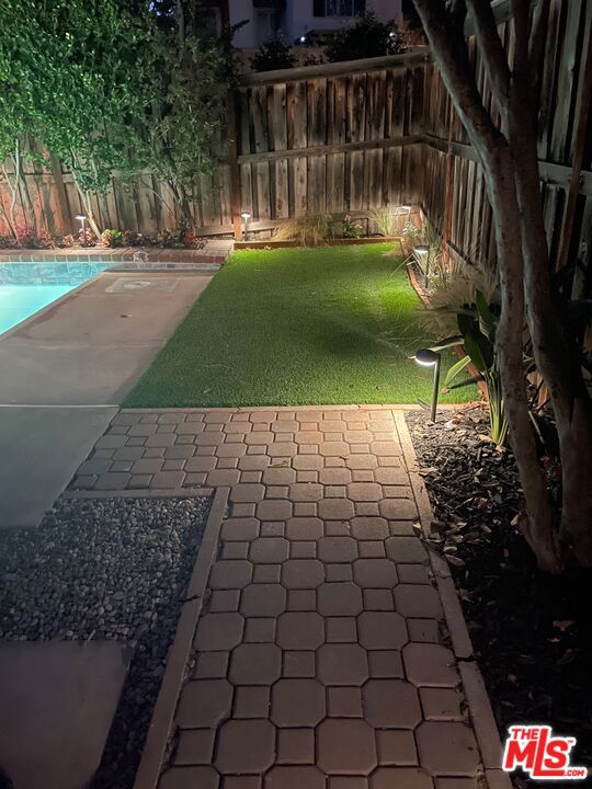 603 Racquet Club Lane, Thousand Oaks CA: https://media.crmls.org/mediaz/ab5cce92-d048-48e7-ba34-9ae3ab9a0379.jpg