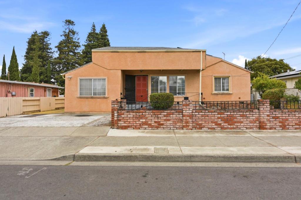 22444 Fuller Avenue