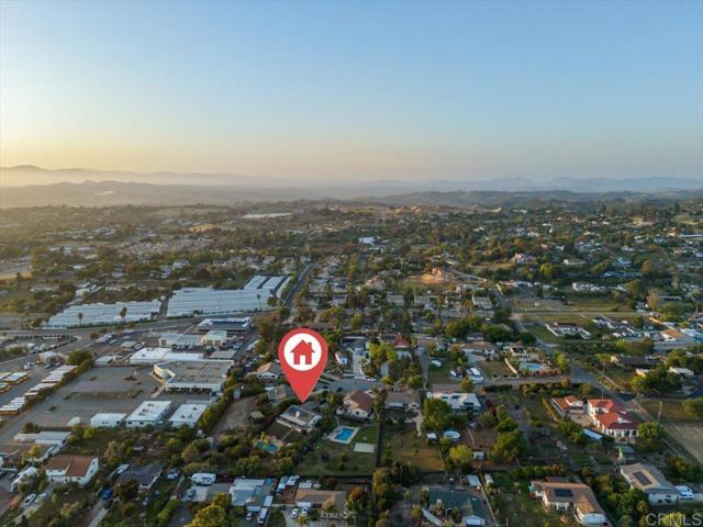 1315 Hermana Court, Vista CA: https://media.crmls.org/mediaz/ab5e489b-1ad3-4266-aef7-05811de30be9.jpg