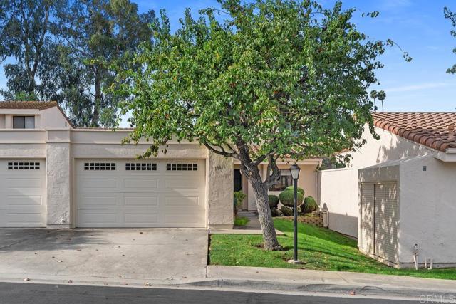 Detail Gallery Image 4 of 37 For 13611 Penina St, Poway,  CA 92064 - 2 Beds | 2 Baths