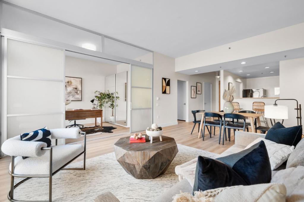 1 Mandalay Place #610
