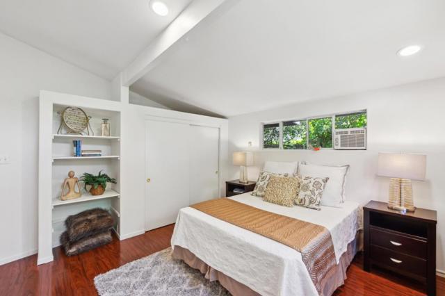 342 Carolina Lane, Palo Alto CA: https://media.crmls.org/mediaz/ab600e89-60c6-4281-abf4-0ab78dde1754.jpg