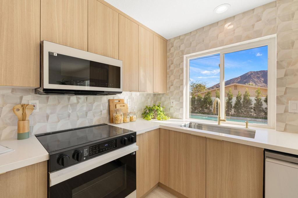 MLS #219141842PS image #13