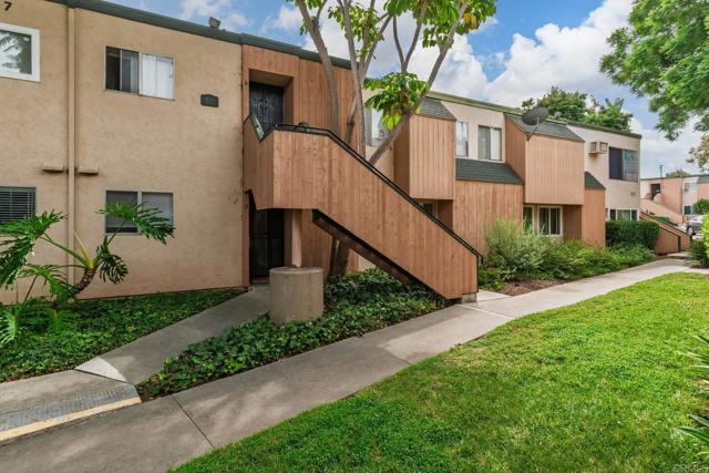 Detail Gallery Image 18 of 18 For 8747 Navajo #3,  San Diego,  CA 92119 - 3 Beds | 2 Baths