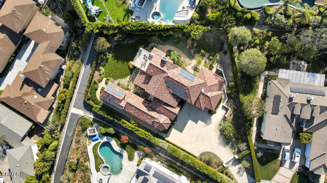45 Valley Vista Drive, Camarillo CA: https://media.crmls.org/mediaz/ab612477-614d-40b8-b1f3-023a1a9228fe.jpg