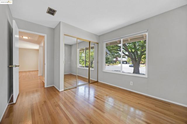 1510 Encanto, Walnut Creek CA: https://media.crmls.org/mediaz/ab6349b3-277c-4ea9-8176-6e438d794418.jpg