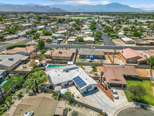 83307 Tourmaline Avenue, Indio CA: https://media.crmls.org/mediaz/ab640e6e-980d-4f45-81cc-3ead1b3bc059.jpg