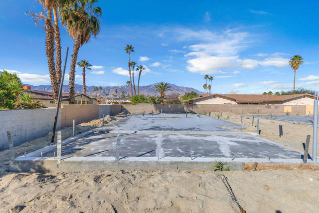 68855 Ortega Road, Cathedral City CA: https://media.crmls.org/mediaz/ab649ebd-92d4-4b25-9787-62465eb5a577.jpg