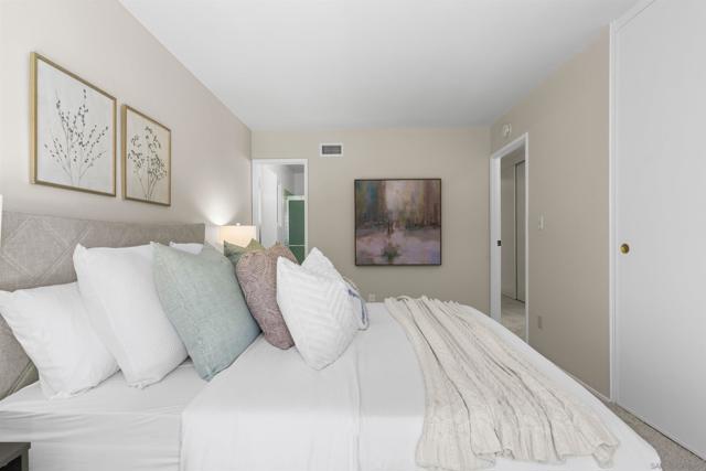 5768 CAMBER DR, San Diego CA: https://media.crmls.org/mediaz/ab65784c-ddd3-4517-9946-85f6747350db.jpg
