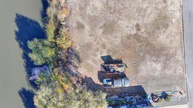601 Bass Lane, Clearlake Oaks CA: https://media.crmls.org/mediaz/ab66f75b-1238-4f8f-a637-5b8f62276c89.jpg