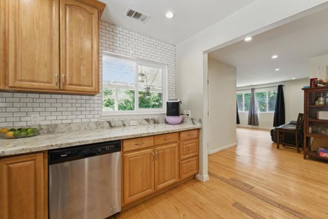 14111 Chester Avenue, Saratoga CA: https://media.crmls.org/mediaz/ab672a8e-d774-4f76-bb87-6dd39e9be360.jpg