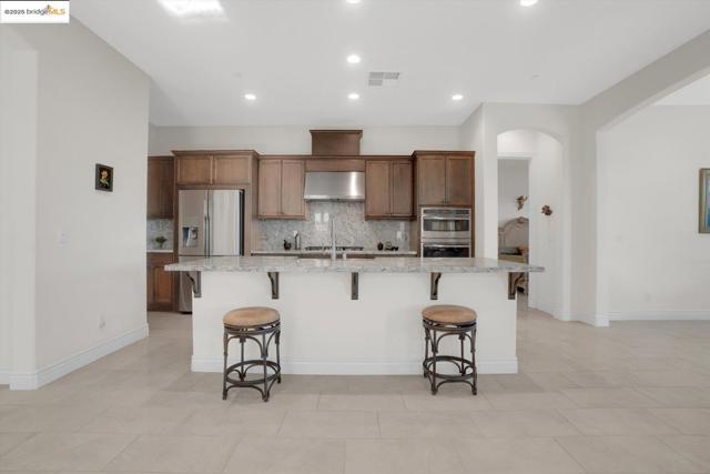 1577 Chianti LN, Brentwood CA: https://media.crmls.org/mediaz/ab682e86-68be-4d67-9d6e-1c0941fb7001.jpg